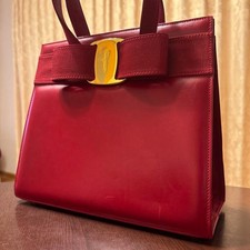 FERRAGAMO Vara handbag, red Women #QYFFTT