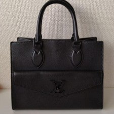 Louis Vuitton Lockme Tote PM Black #QY9841