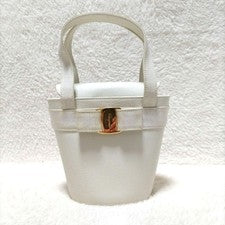 FERRAGAMO Ferragamo Vara Ribbon Gold Hardware Grained Leather Bucket #QY7I77