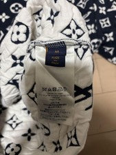 Louis Vuitton Navy Sweatshirt M Blue Hard to Find Pre-Owned Condition