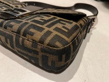 Fendi FF logo print shoulder bag #QY7YZ1
