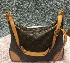 LOUIS VUITTON Monogram Boulogne 30 Shoulder Bag #QY74J9