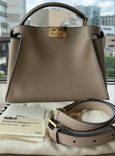 FENDI Essentially handbag Beige Leather Women #QYFNNI
