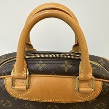 LOUIS VUITTON Monogram Handbag White Monogram Canvas #QYGXOM