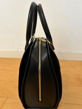 Louis Vuitton Epi Leather Handbag, Black #QYIHQB