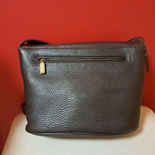 Classic COACH shoulder bag, unisex, made of grained leather. #QYI12P