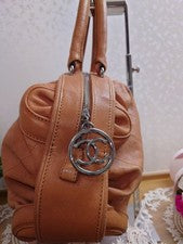 CHANEL leather handbag #QYIGJW