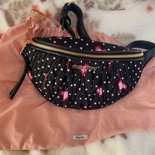 miumiu waist bag