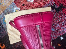 LOUIS VUITTON Alma BB Epi Leather Fuchsia 2way Handbag #QYCH5T