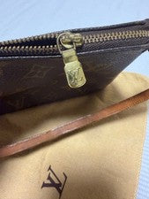 LOUIS VUITTON Monogram Accessory Pouch #QYJB5C