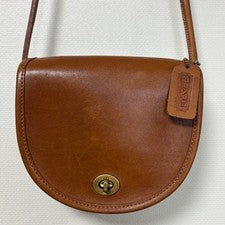 Old Coach shoulder bag, glove-tanned leather, camel, USA #QY5KSR