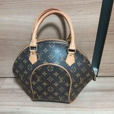 LOUIS VUTTO Monogram Ellipse #QY618S