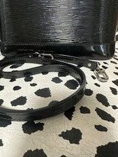 LOUIS VUITTON Alma Black Epi Leather Handbag #QYFW4N
