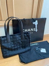 Pre-Owned once: CHANEL black New Travel Line nylon tote bag #QYK5ZT