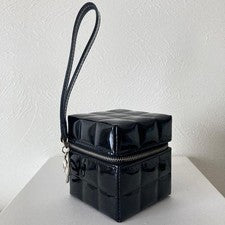Classic CHANEL chocolate bar cube mini bag, 2002, Matelassé. #QY4IH3