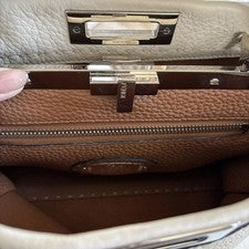 FENDI Medium Selleria Peekaboo White Women #QY2E7A