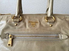 PRADA VITELLO SHINE Leather Bag with Shoulder Strap #QYFOSA
