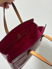 LOUIS VUITTON Vernis Wine Red Tote Bag, Patent LeatherLeather #QYED6Z