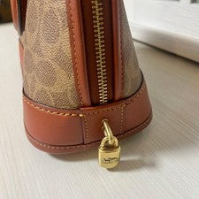 COACH Level Signature Canvas Handbag Shoulder Bag #QY2TOT