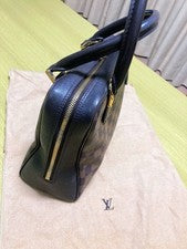 Louis Vuitton Damier handbag, medium size #QYJ2R6