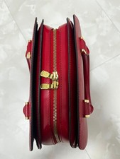 LOUIS VUITTON Epi Pont Neuf Handbag, Red. Epi Leather #QY4I72