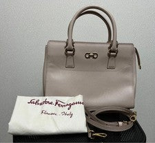 Salvatore Ferragamo Pink Beige Leather Handbag Isetan 2017 #QYJKJR