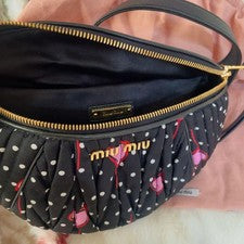 miumiu waist bag