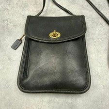 COACH Tourist Pouch, Turnlock, Made in USA #QYETA6
