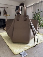 LOEWE Hammock Small Sand H25×W13.5×D30cm Soft Grain Calfskin #QY8MBN