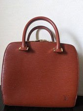 LOUIS VUITTON handbag, Epi leather, Pont Neuf #QY015F