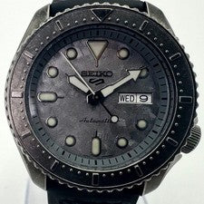 Model: SEIKO 5 Diver's Watch, Open Caseback, Guilloché Pattern #QY0NEL