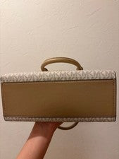 MICHAEL KORS handbag with MK logo #QYEMPF