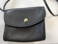 COACH Old Coach Shoulder Bag, Black Glovetanned Leather #QY3V2O