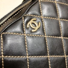 CHANEL Black Quilted Handbag #QY0NWX
