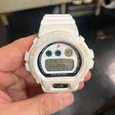 G-SHOCK DW-6900FS White Gundam Char's Counterattack #QYKLGO